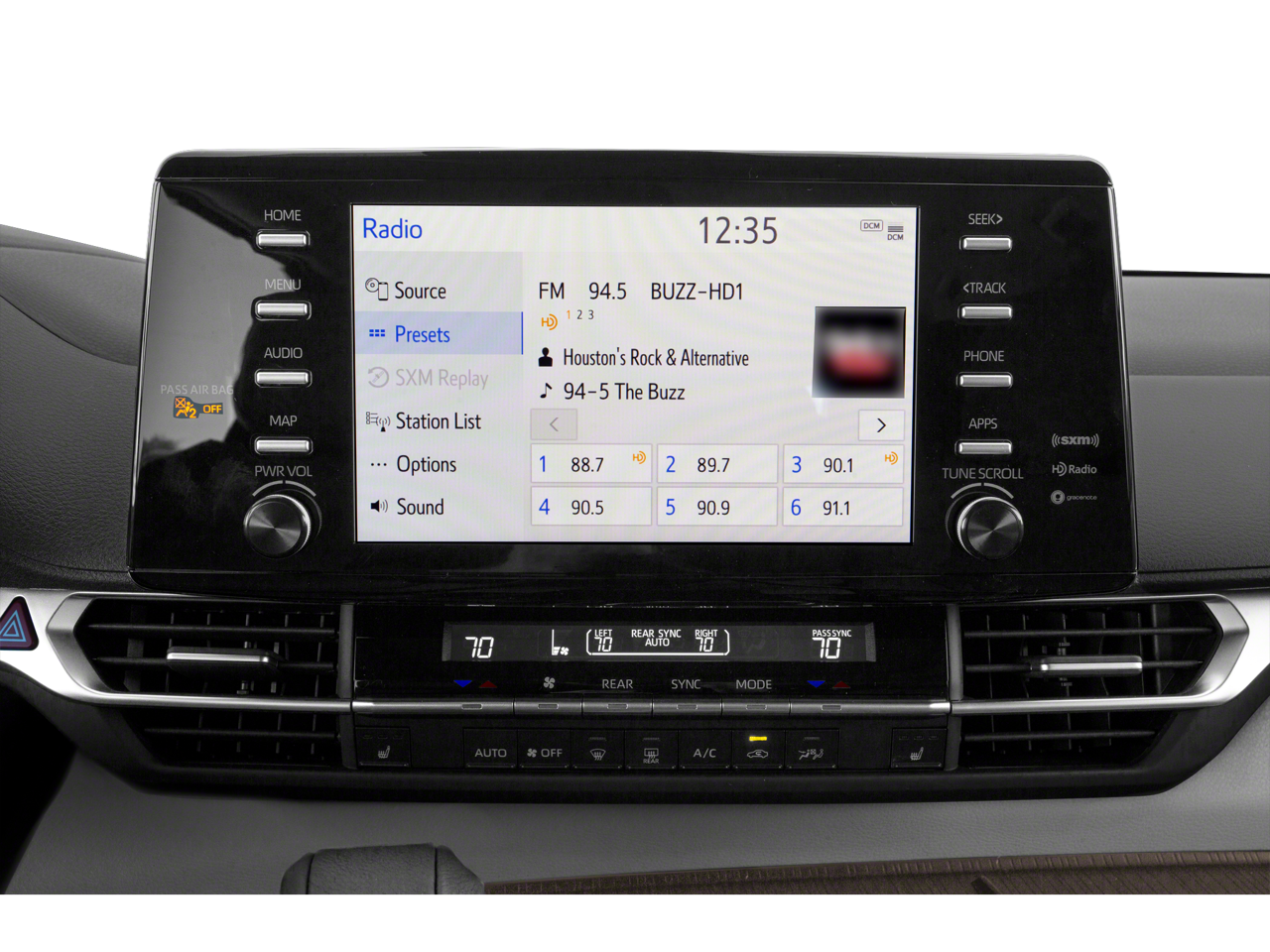 2022 Toyota Sienna XLE 7 Passenger