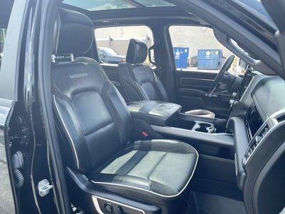 2025 RAM 1500 Laramie Crew Cab 4x4 5'7" Box