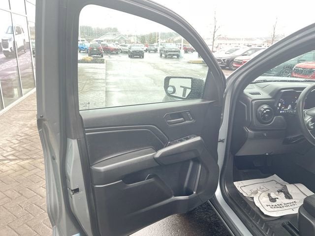 2024 Chevrolet Colorado WT