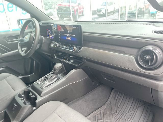 2024 Chevrolet Colorado WT