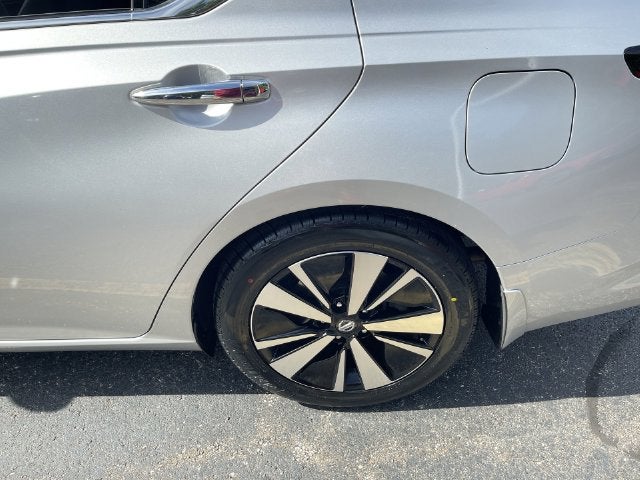 2020 Nissan Altima SV - Photo 32