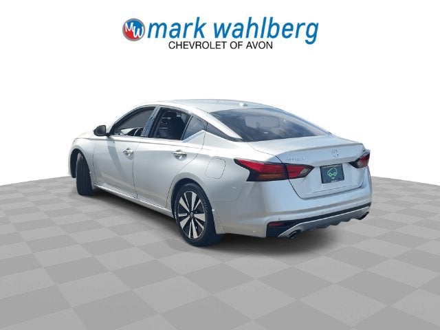 2020 Nissan Altima SV - Photo 6
