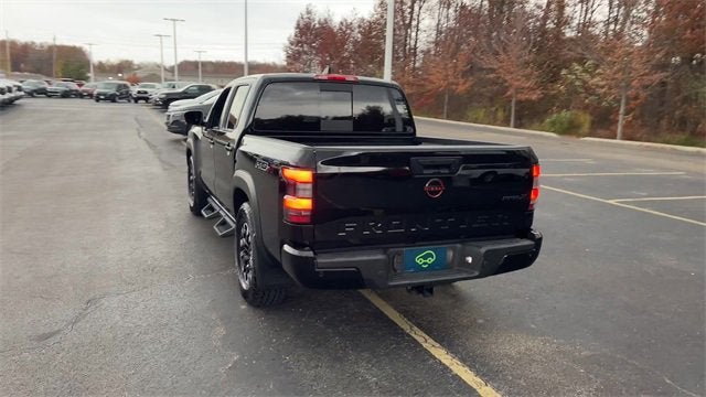 2024 Nissan Frontier Crew Cab PRO-X 4x2