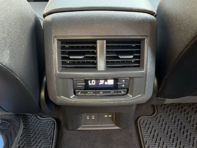 2022 Volkswagen Atlas 3.6L V6 SEL Premium R-Line