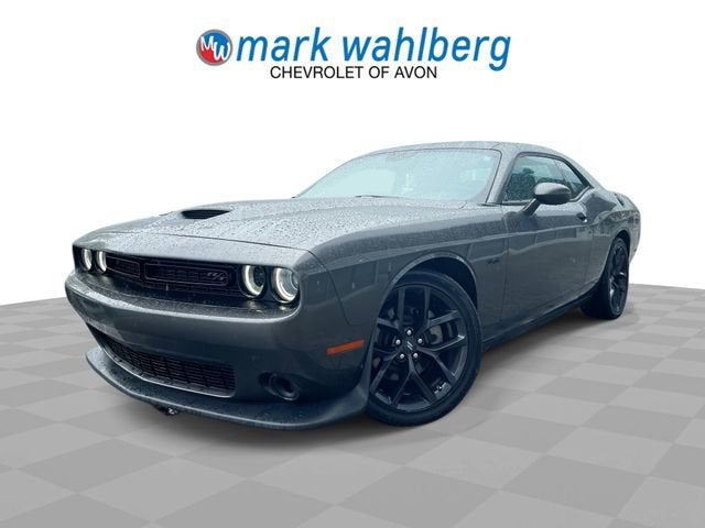 2023 Dodge Challenger R/T's photo