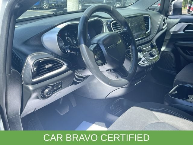 2023 Chrysler Pacifica Touring - Photo 10