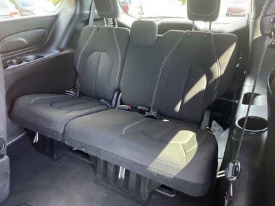 2023 Chrysler Pacifica Touring