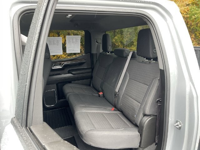 2024 Chevrolet Silverado 1500 LT - Photo 24