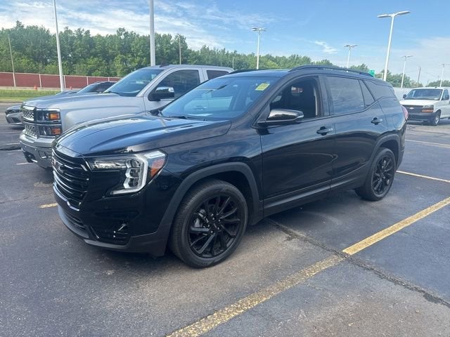 2024 GMC Terrain SLT AWD's photo