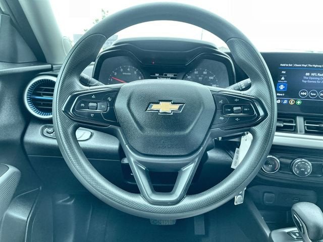 2024 Chevrolet Trax LS - Photo 11