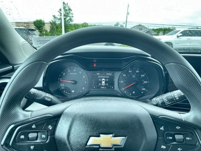 2024 Chevrolet Trax LS - Photo 12