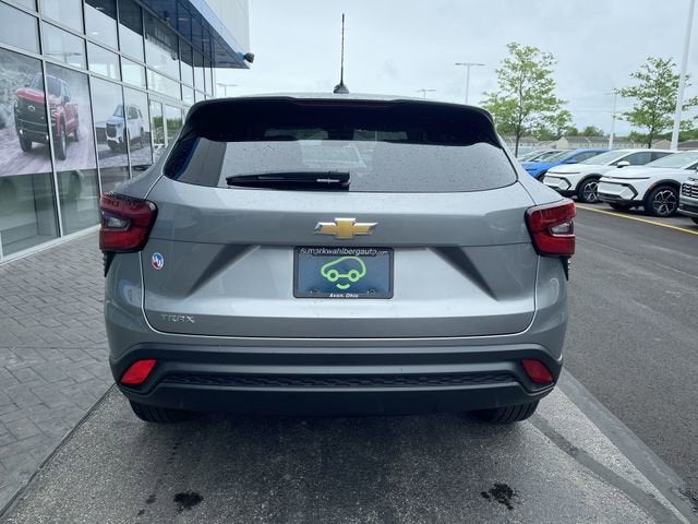 2024 Chevrolet Trax LS - Photo 29