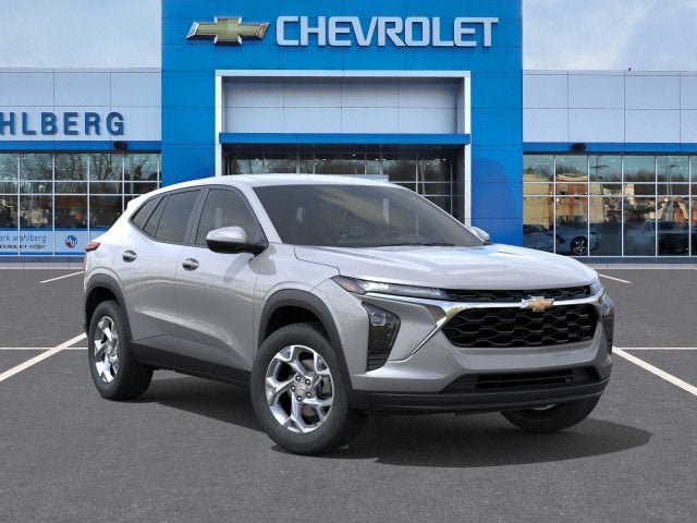 2026 Chevrolet Trax LS - Photo 7