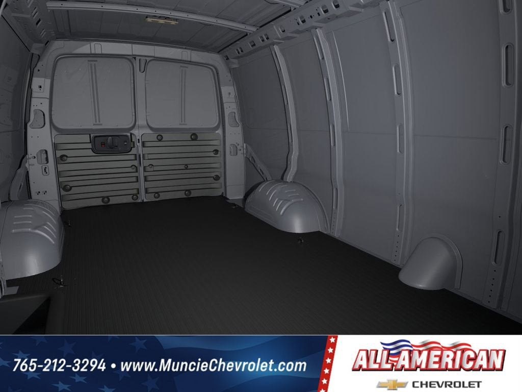 2026 Chevrolet Express Cargo 2500 WT