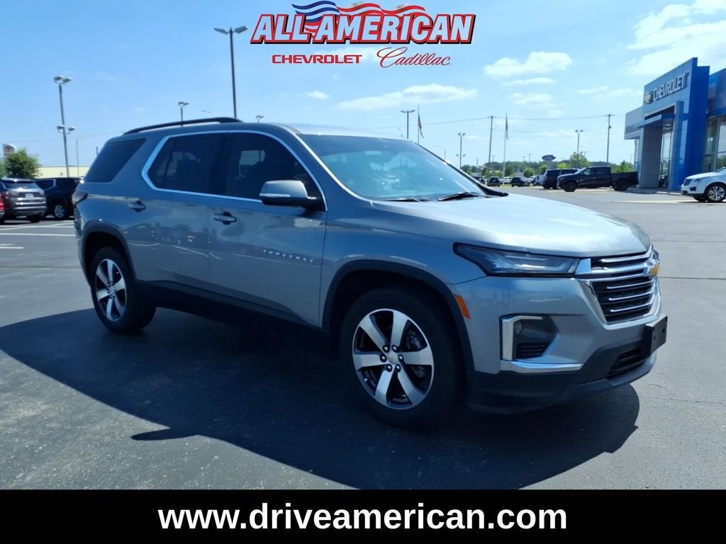 2023 Chevrolet Traverse LT Leather