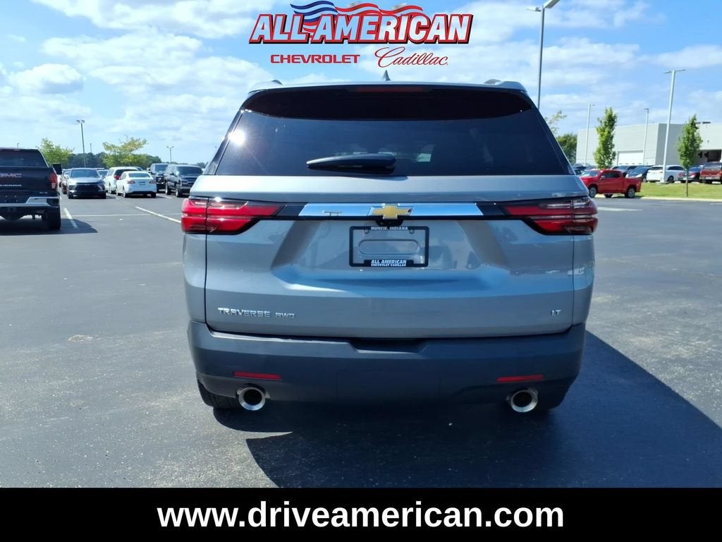 2023 Chevrolet Traverse LT Leather