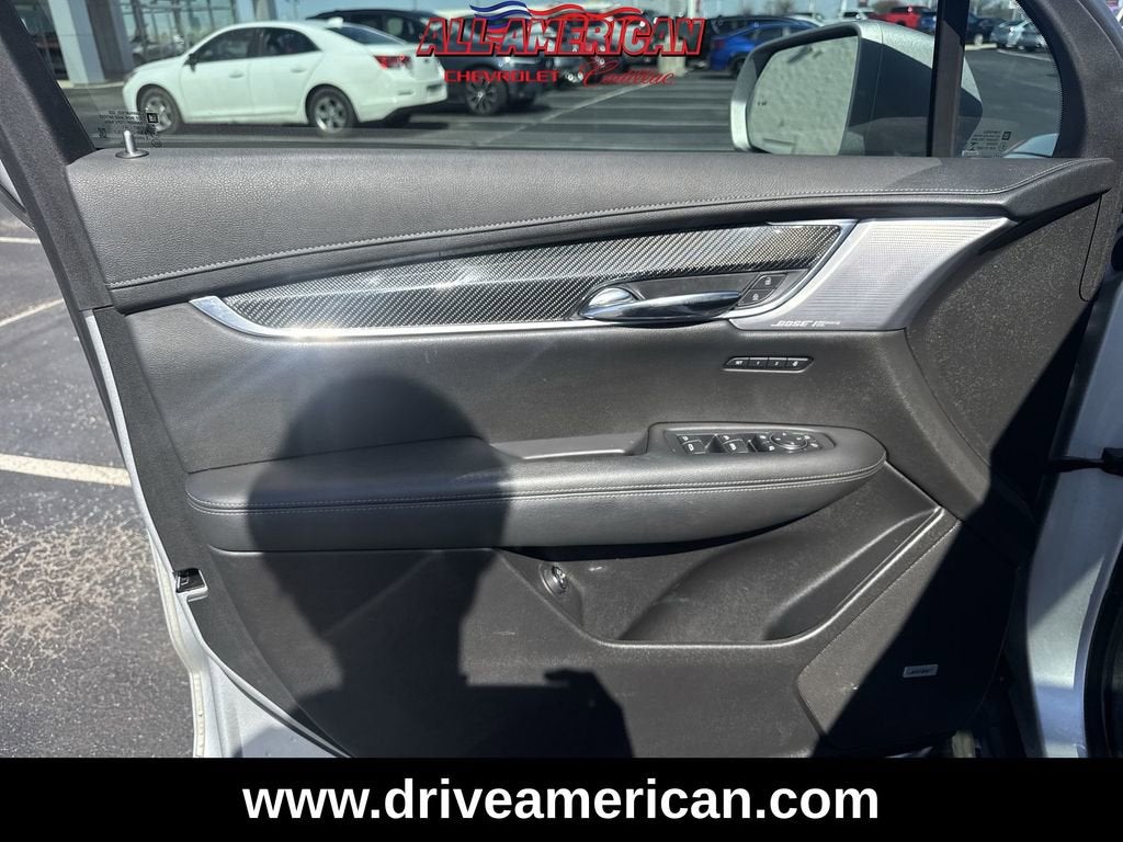 2020 Cadillac XT6 AWD Sport