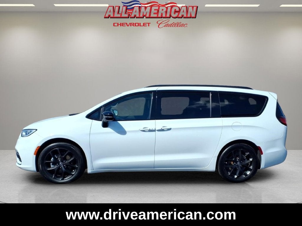 2025 Chrysler Pacifica Limited