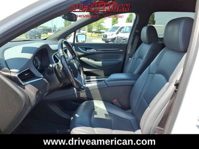 2022 Buick Enclave Essence