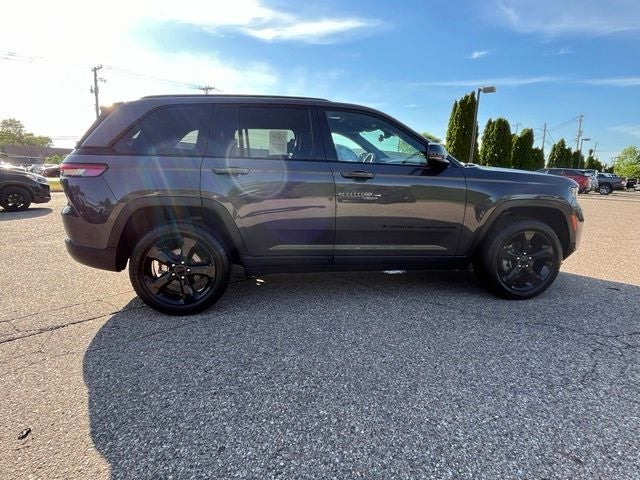 2023 Jeep Grand Cherokee Altitude X