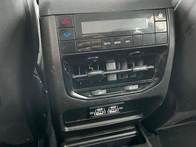 2023 Jeep Grand Cherokee L Laredo 4x4