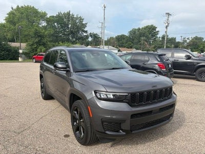2023 Jeep Grand Cherokee L Altitude 4x4