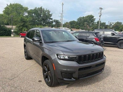 2023 Jeep Grand Cherokee L Altitude 4x4