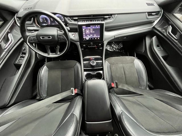 2022 Jeep Grand Cherokee L Altitude