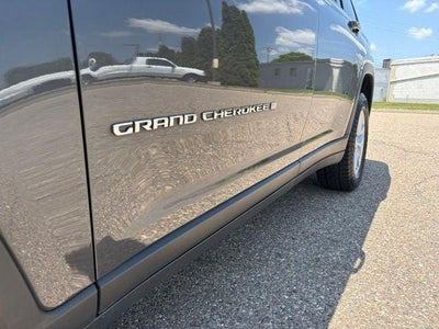 2023 Jeep Grand Cherokee L Laredo