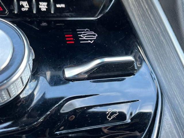 2023 Jeep Wagoneer L Series III 4x4