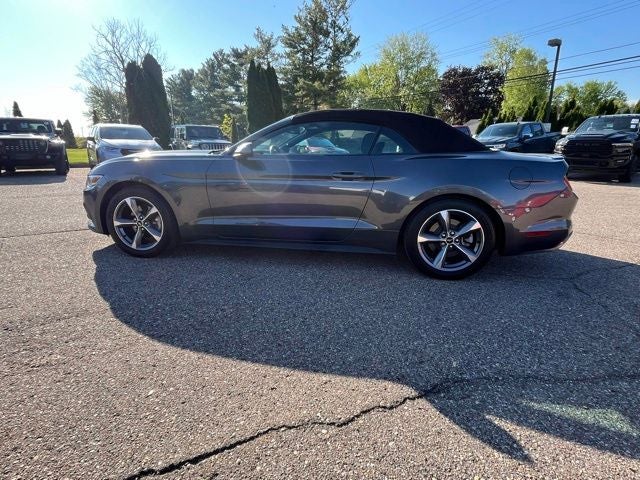2017 Ford Mustang V6