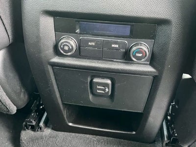 2024 Chevrolet Traverse Limited FWD LT Leather