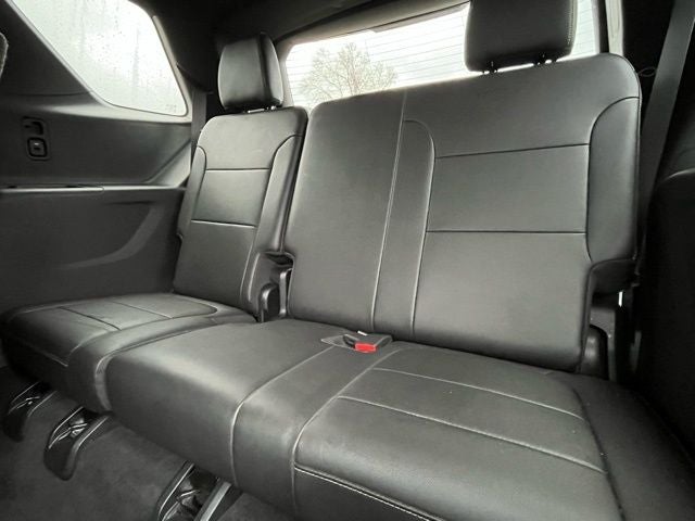 2024 Chevrolet Traverse Limited FWD LT Leather