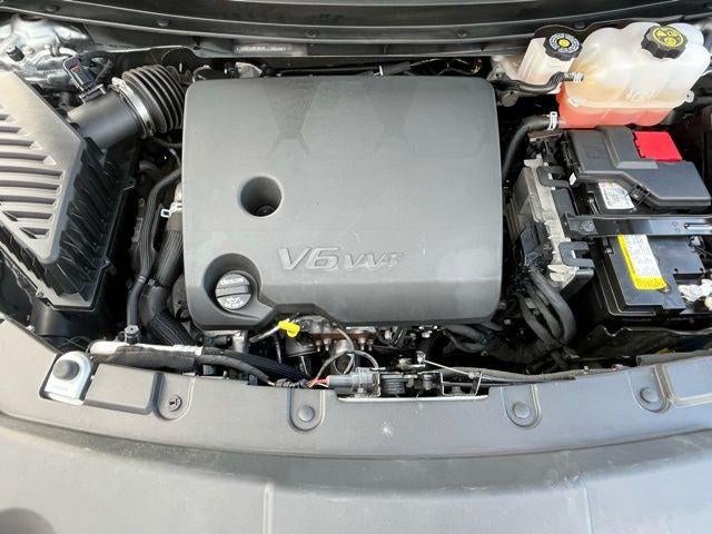 2024 Chevrolet Traverse Limited FWD LT Leather