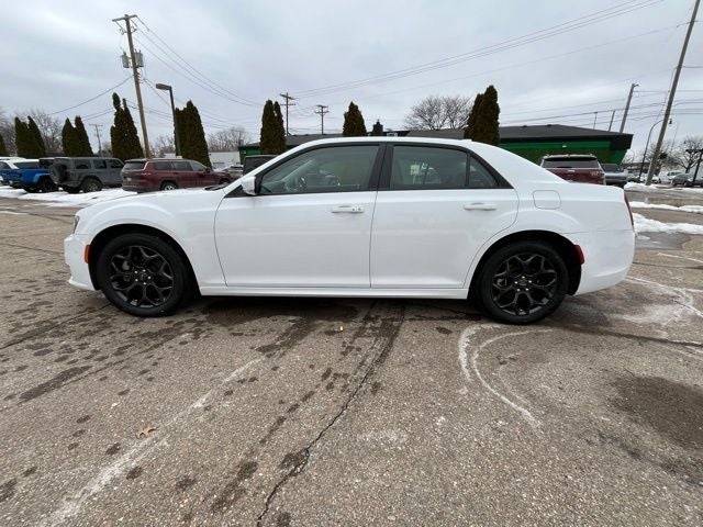 2023 Chrysler 300 Touring-L AWD