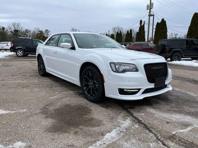 2023 Chrysler 300 Touring-L AWD