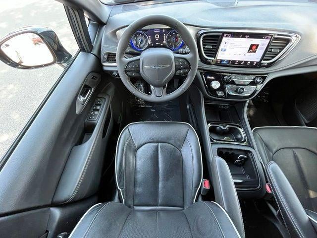 2023 Chrysler Pacifica Limited AWD