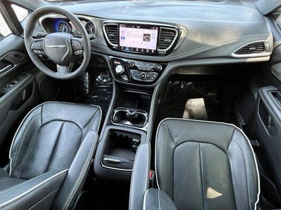 2023 Chrysler Pacifica Limited AWD