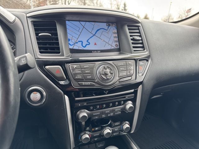 2019 Nissan Pathfinder SV