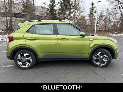 2022 Hyundai Venue SEL