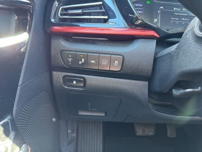 2020 Kia Niro Touring