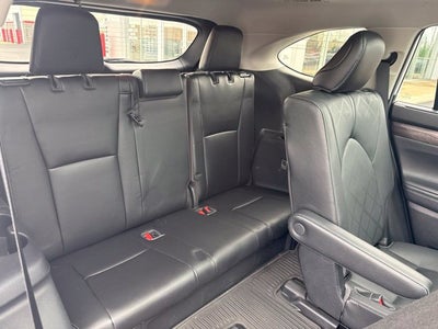 2021 Toyota Highlander Hybrid Platinum