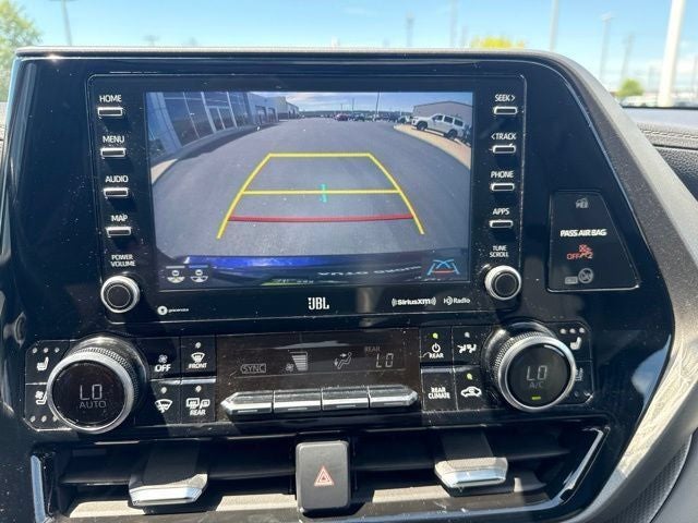 2022 Toyota Highlander Hybrid Limited