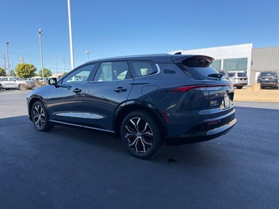 2025 Toyota Crown Signia XLE