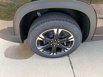 2027 Chevrolet Traverse LT 2LT