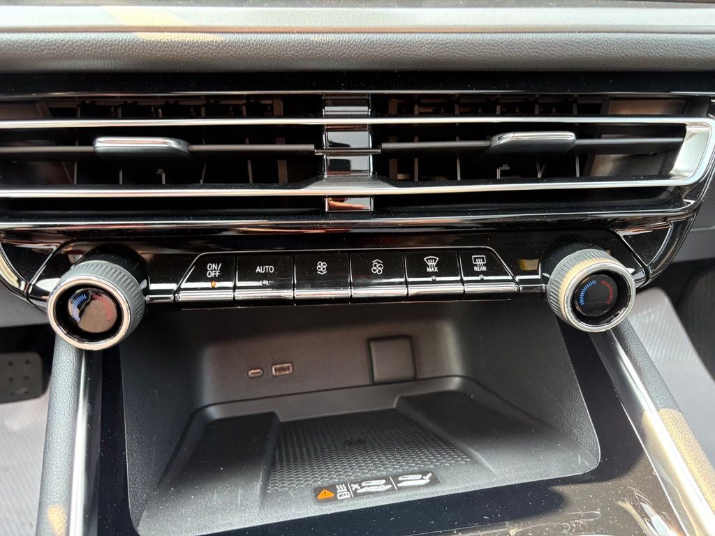 2026 Chevrolet Traverse LT 2LT