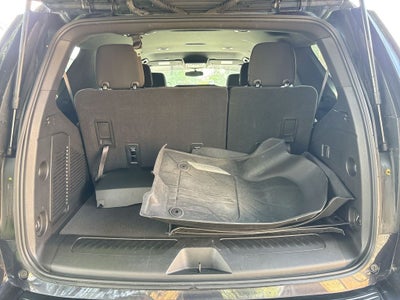2023 Chevrolet Tahoe LS *8-PASSENGER*