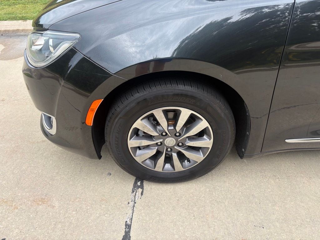 2020 Chrysler Pacifica Touring L Plus