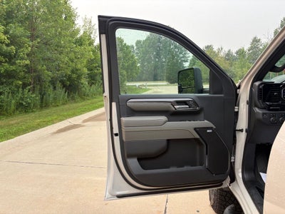 2026 Chevrolet Silverado 2500HD ZR2