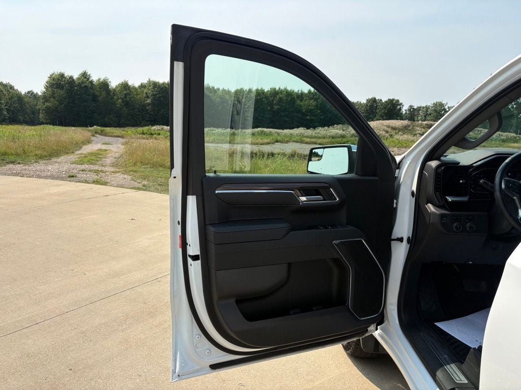 2023 Chevrolet Silverado 1500 LT LT1
